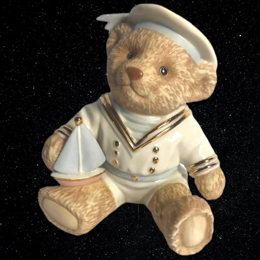 Lenox Classics First Matte Teddy Bear Figurine 24K Gold Hand Crafted 5”T
